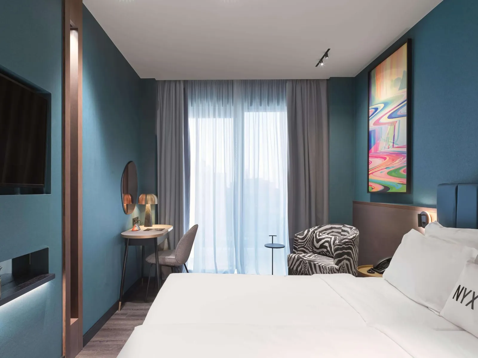 Deluxe Acropolis Room with Lounge Access