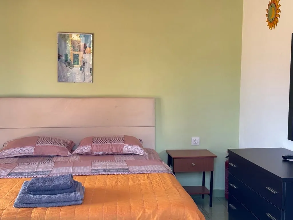 Double Room (101)