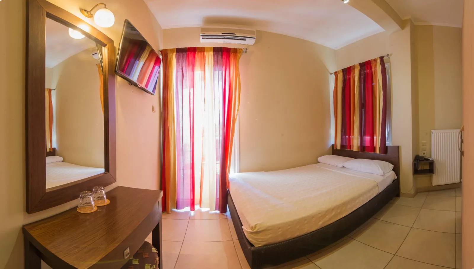Mini room