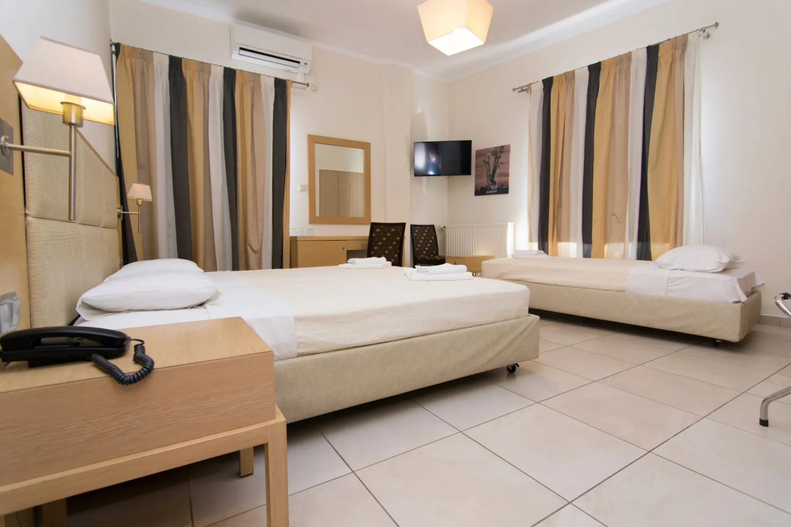Triple room