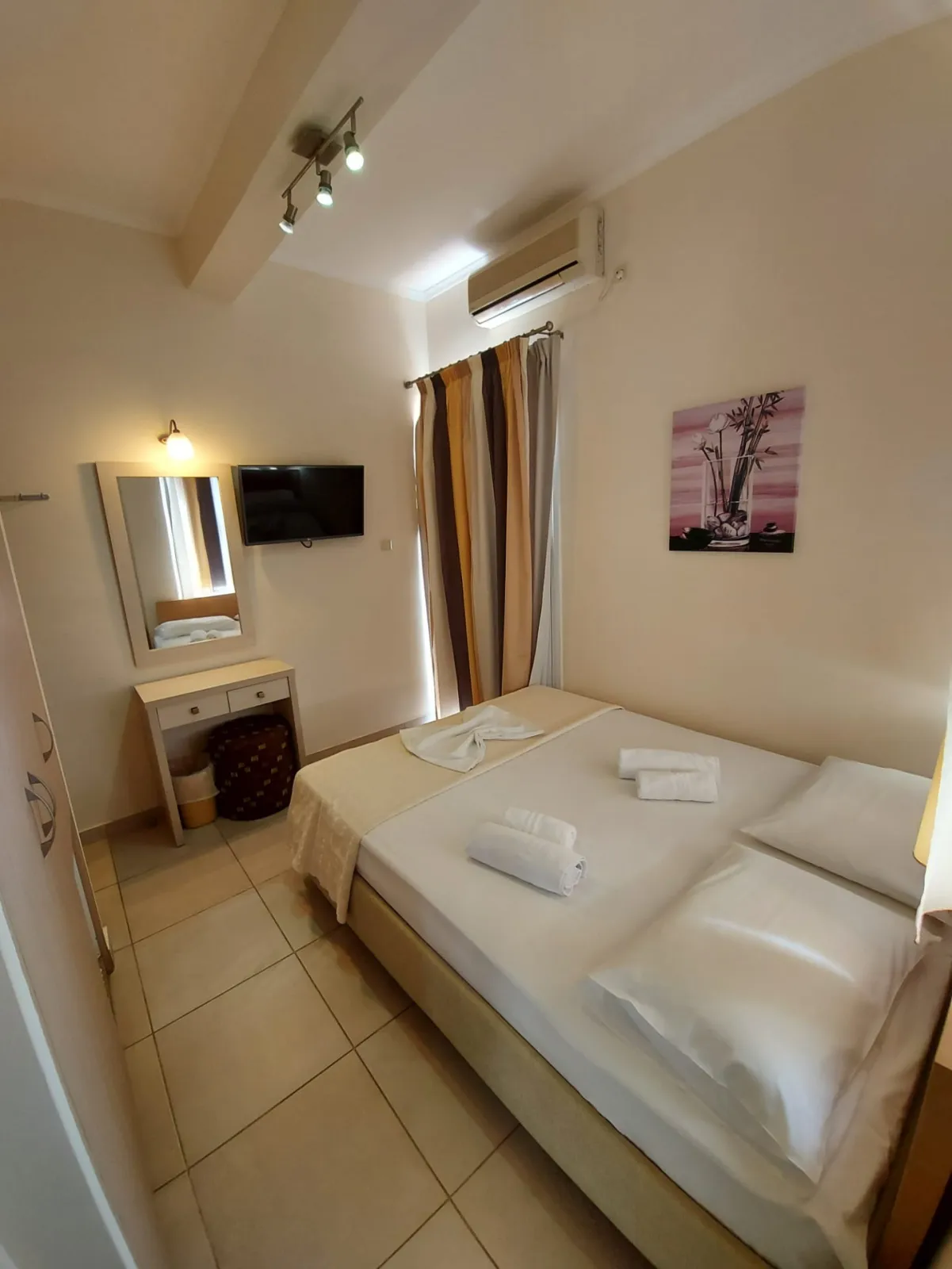 Mini room seaview