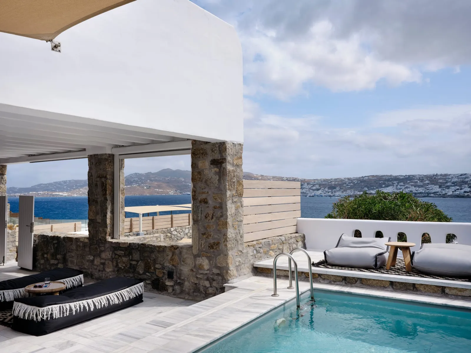 Signature Suite Sea View with Private Pool