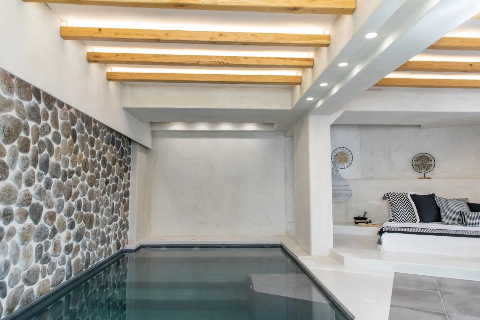 Sub-Marine Suite