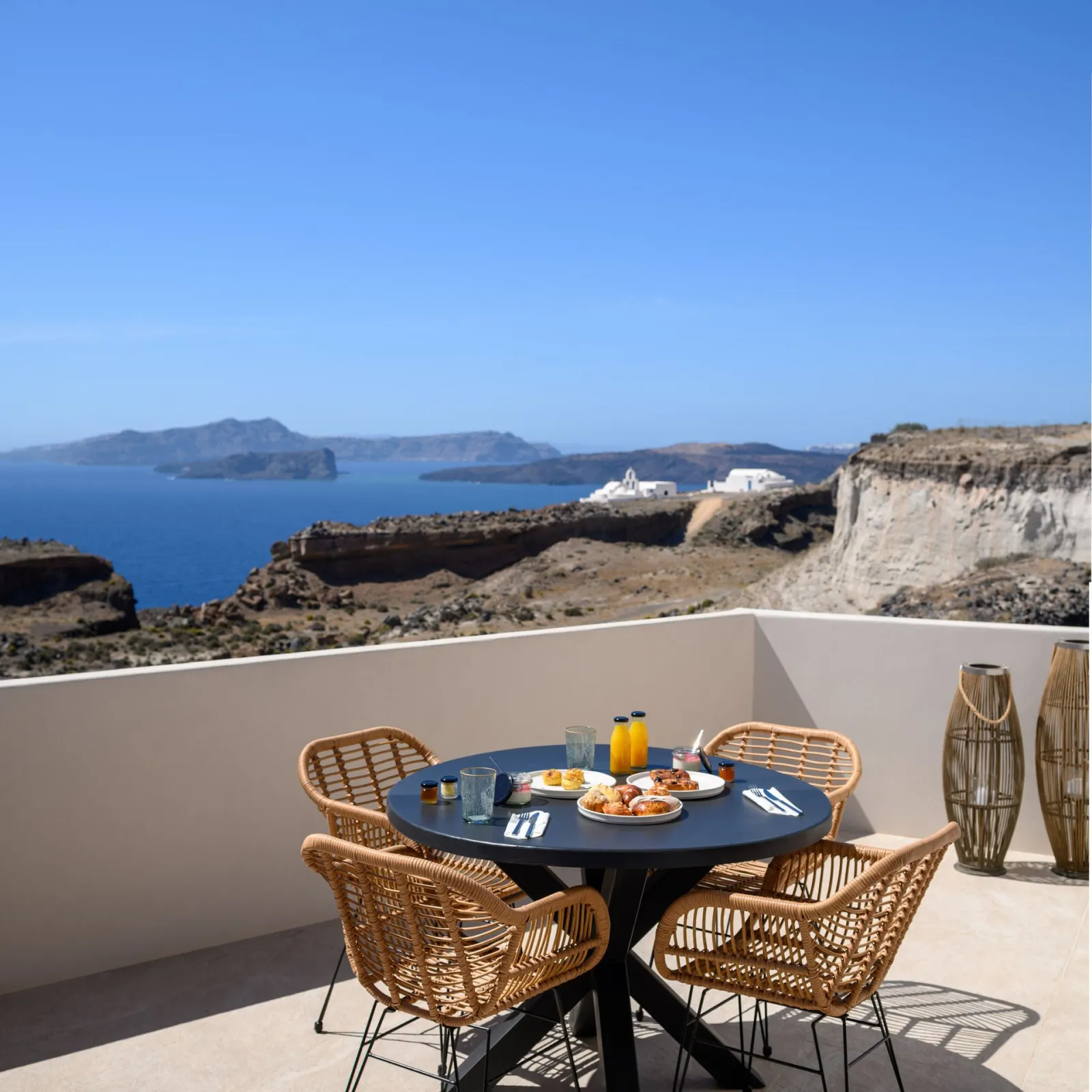 Caldera view suites with outdoor hot tub