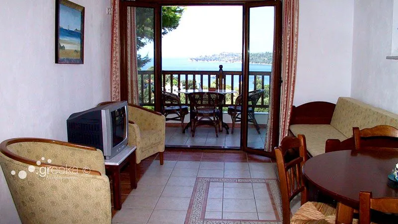 One Bedroom Apartment