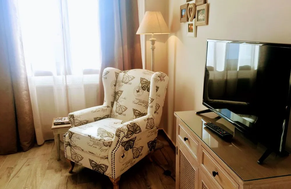 Premium Deluxe Suite with Fireplace (no kids)