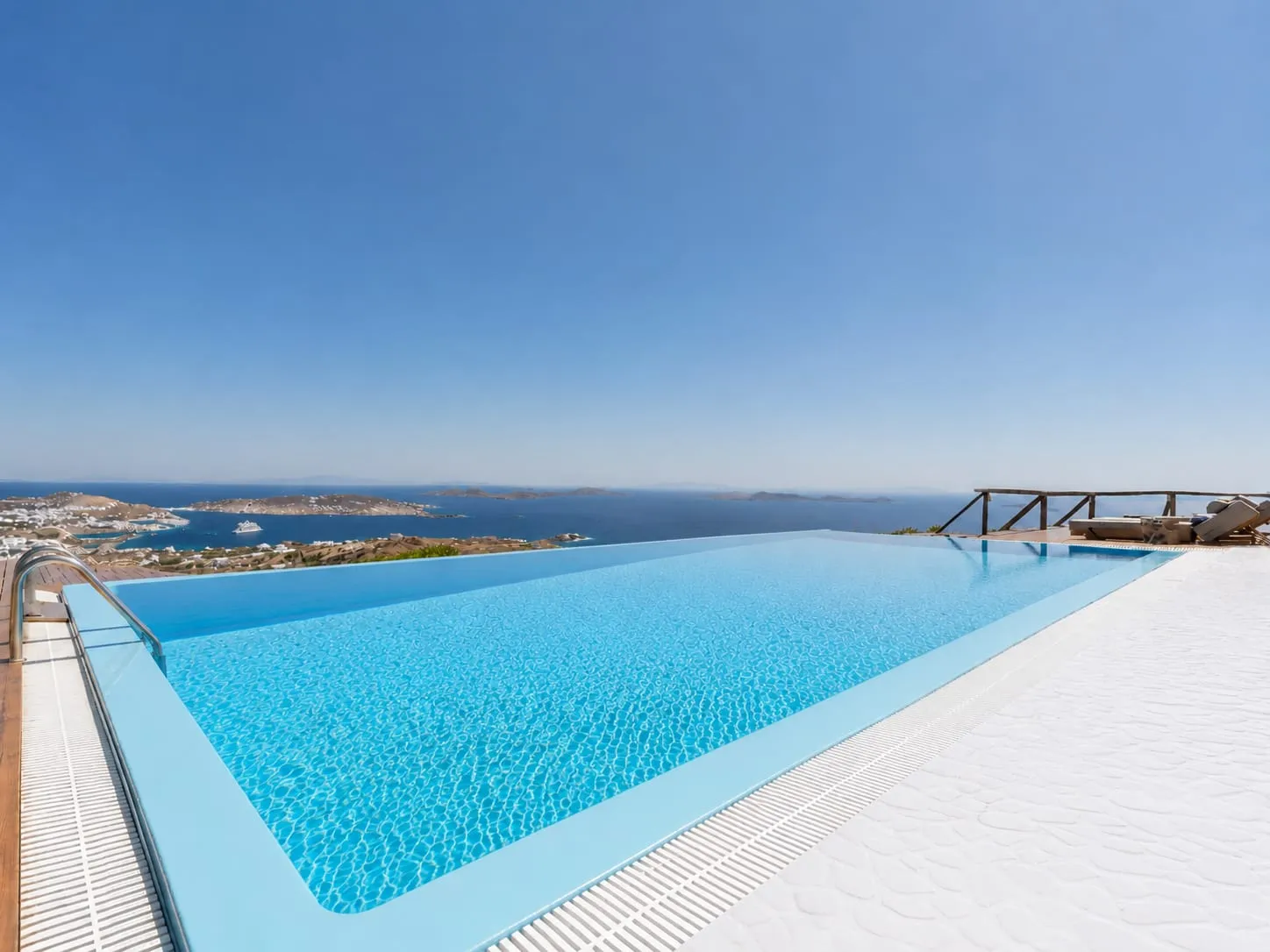 11 Bedroom | 2 Pools - One and Only Sea View Villa