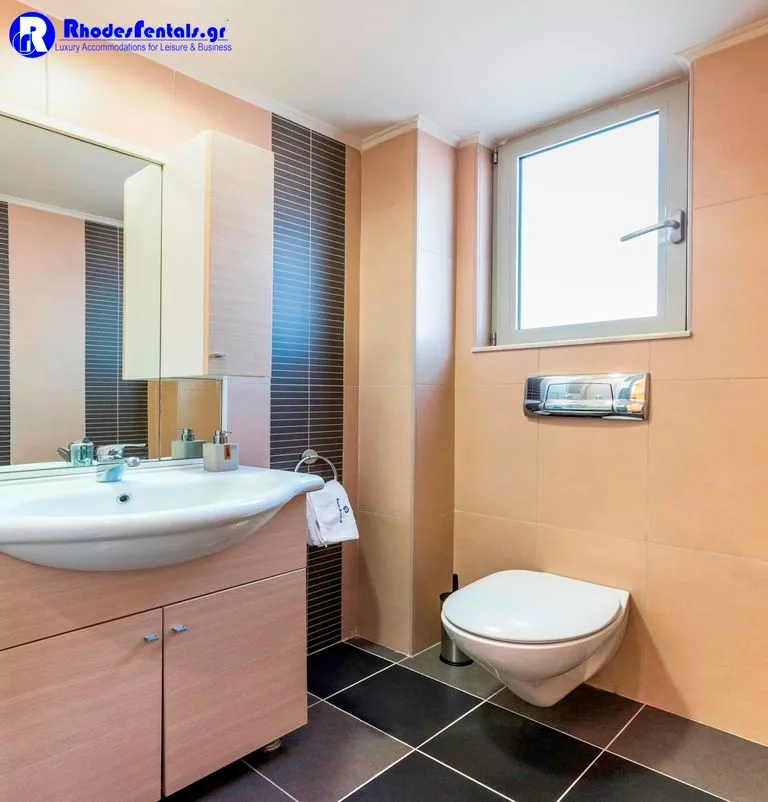 Two Bedroom Apartment with City View