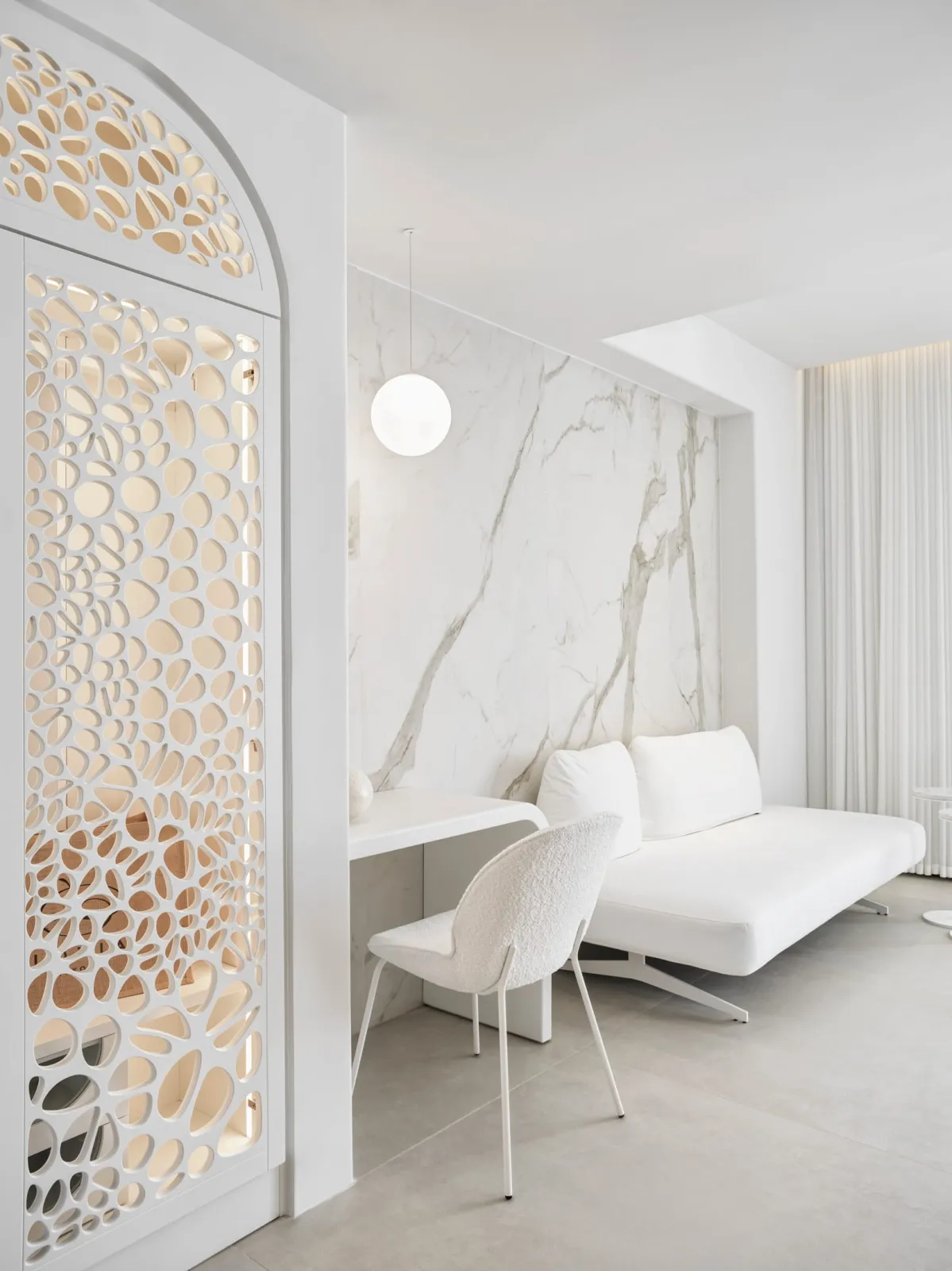 Signature Suite Sea View with Outdoor Jetted Tub