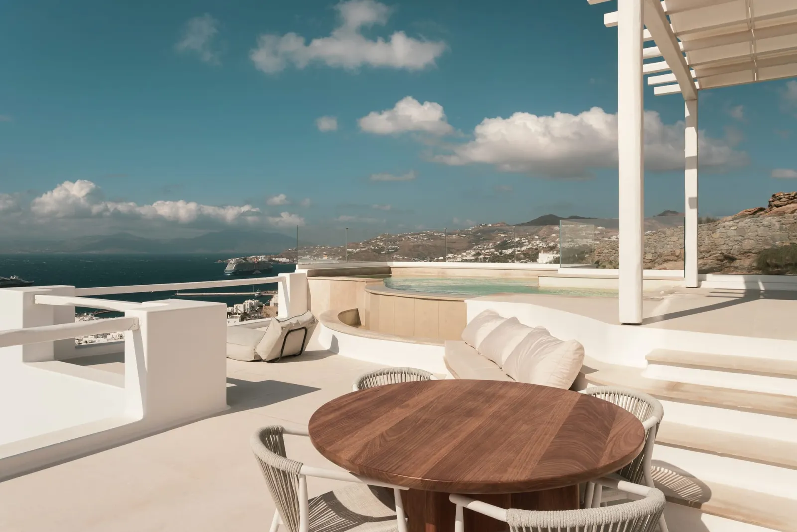Honeymoon Suite Sea View with Private Pool