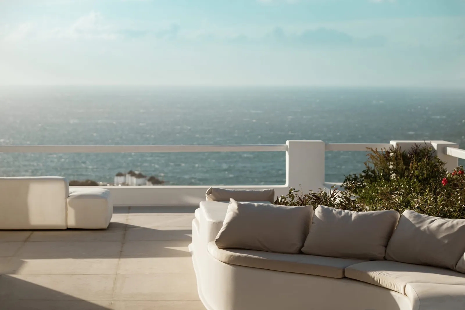 Executive Suite Sea View with Private Pool