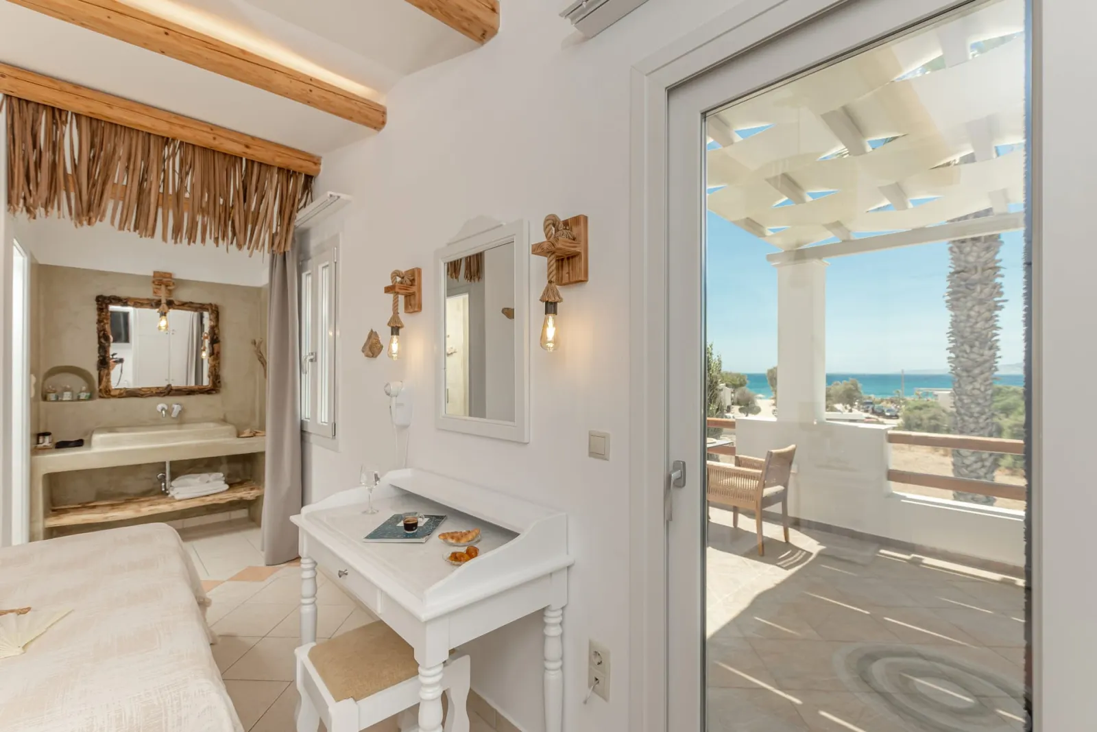 Comfort Garden & Sea View Apartment