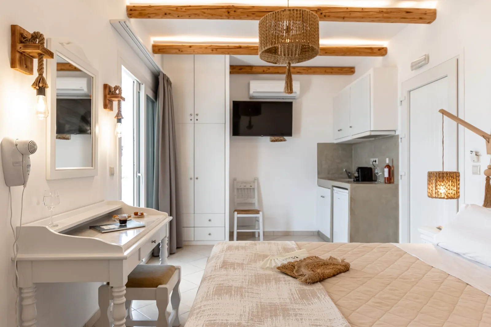 Comfort Garden & Sea View Apartment