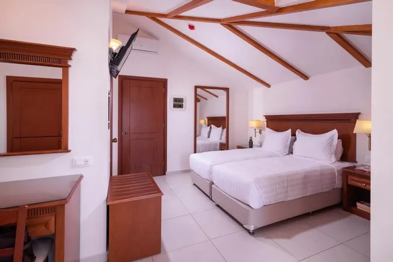 Attik Double or Twin Room - 25 m²