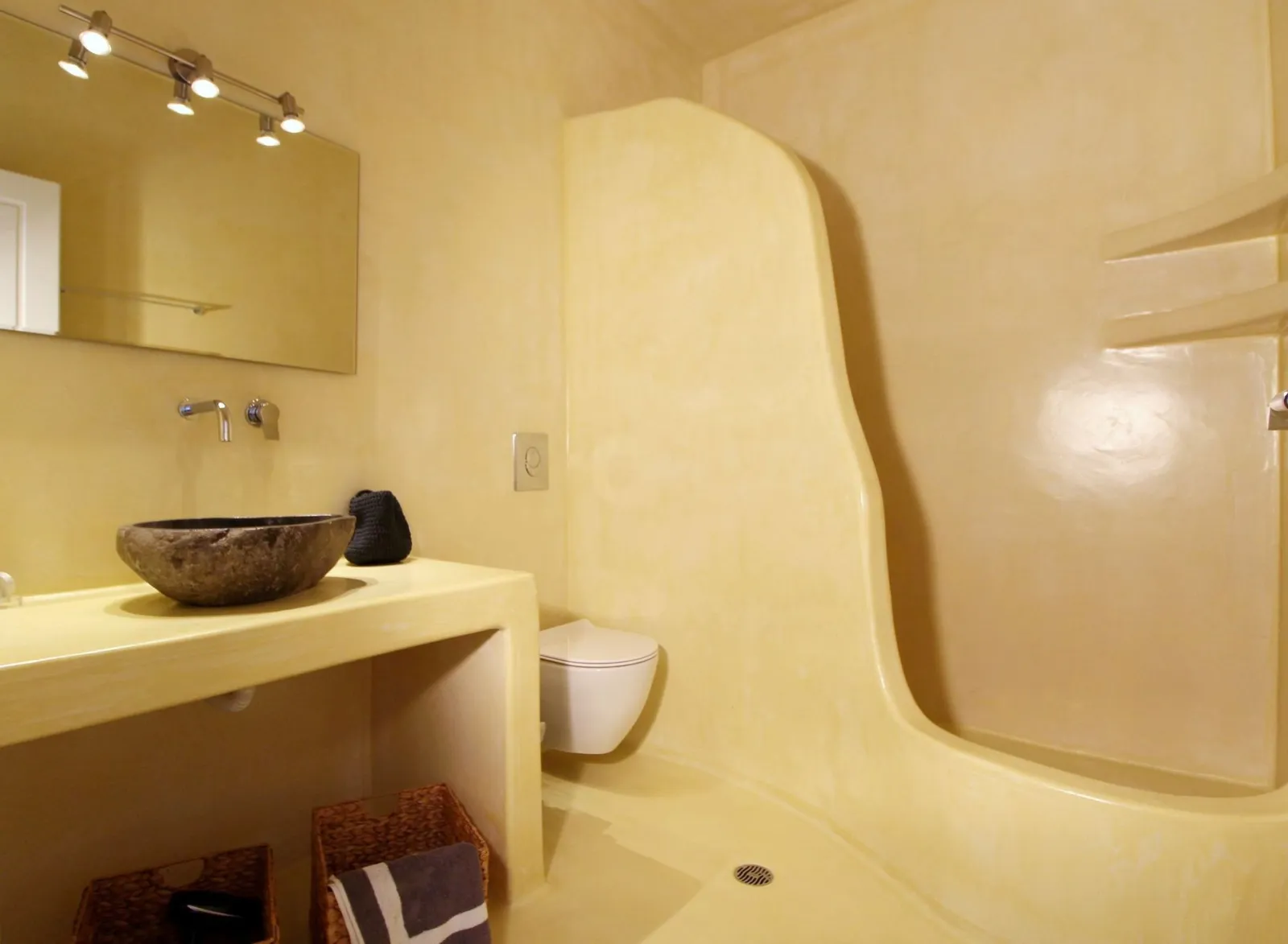 Junior suite with jetted Pool