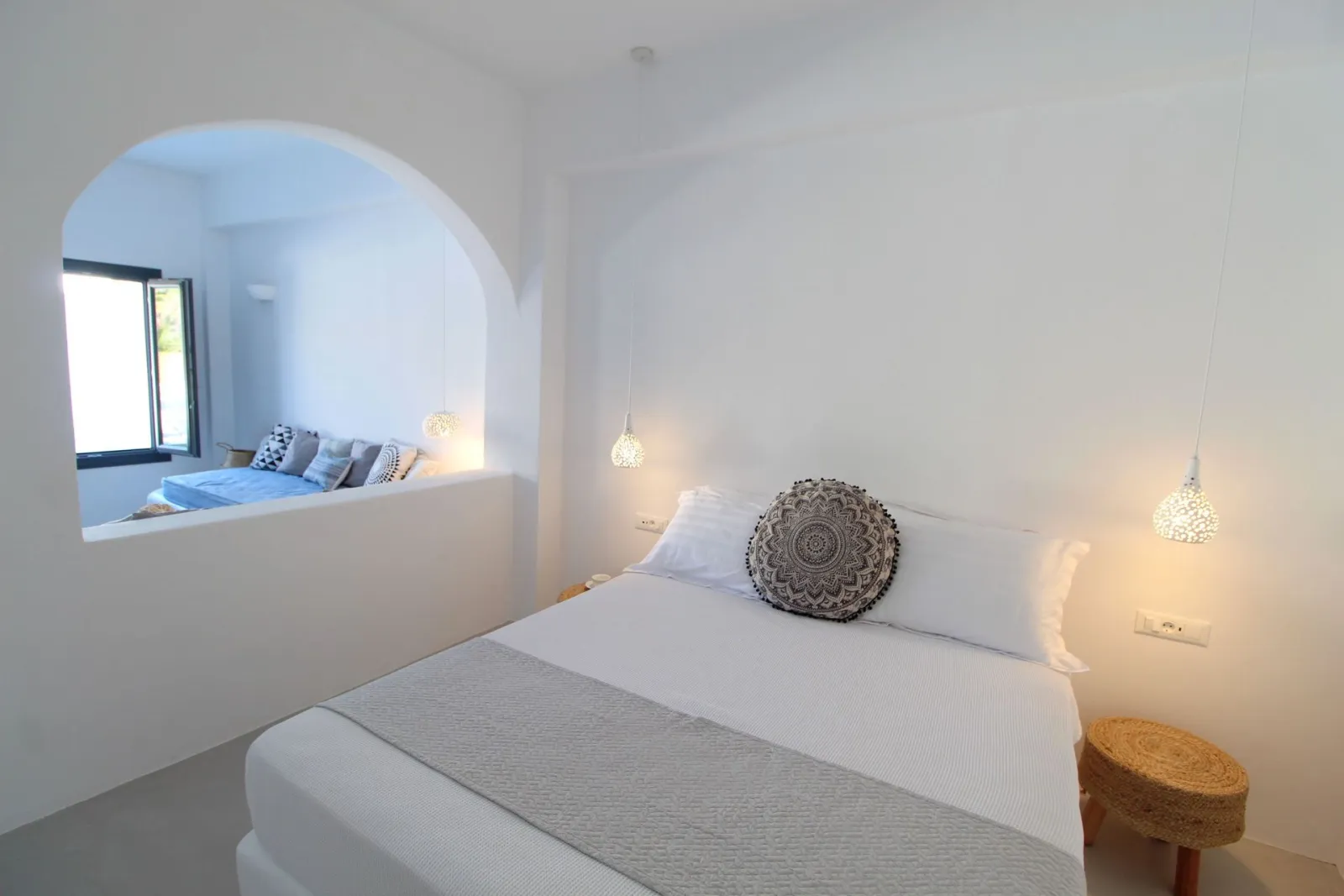 Standard suite with jetted Pool