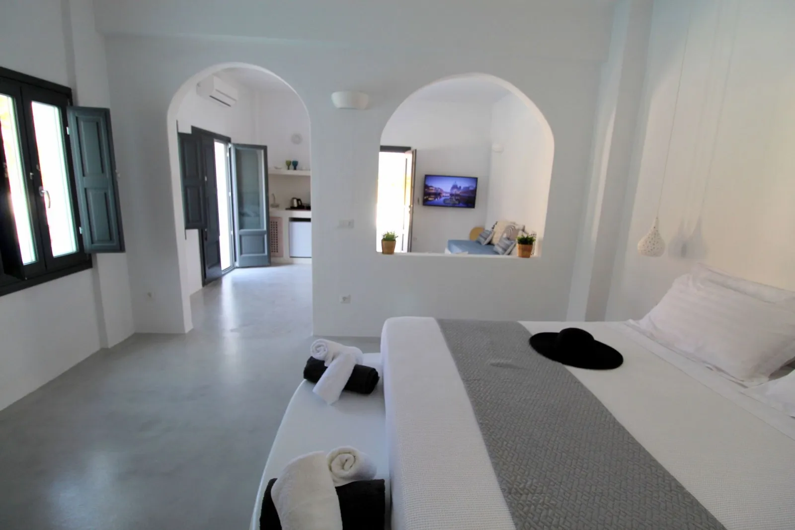 Honeymoon suite with jetted Pool