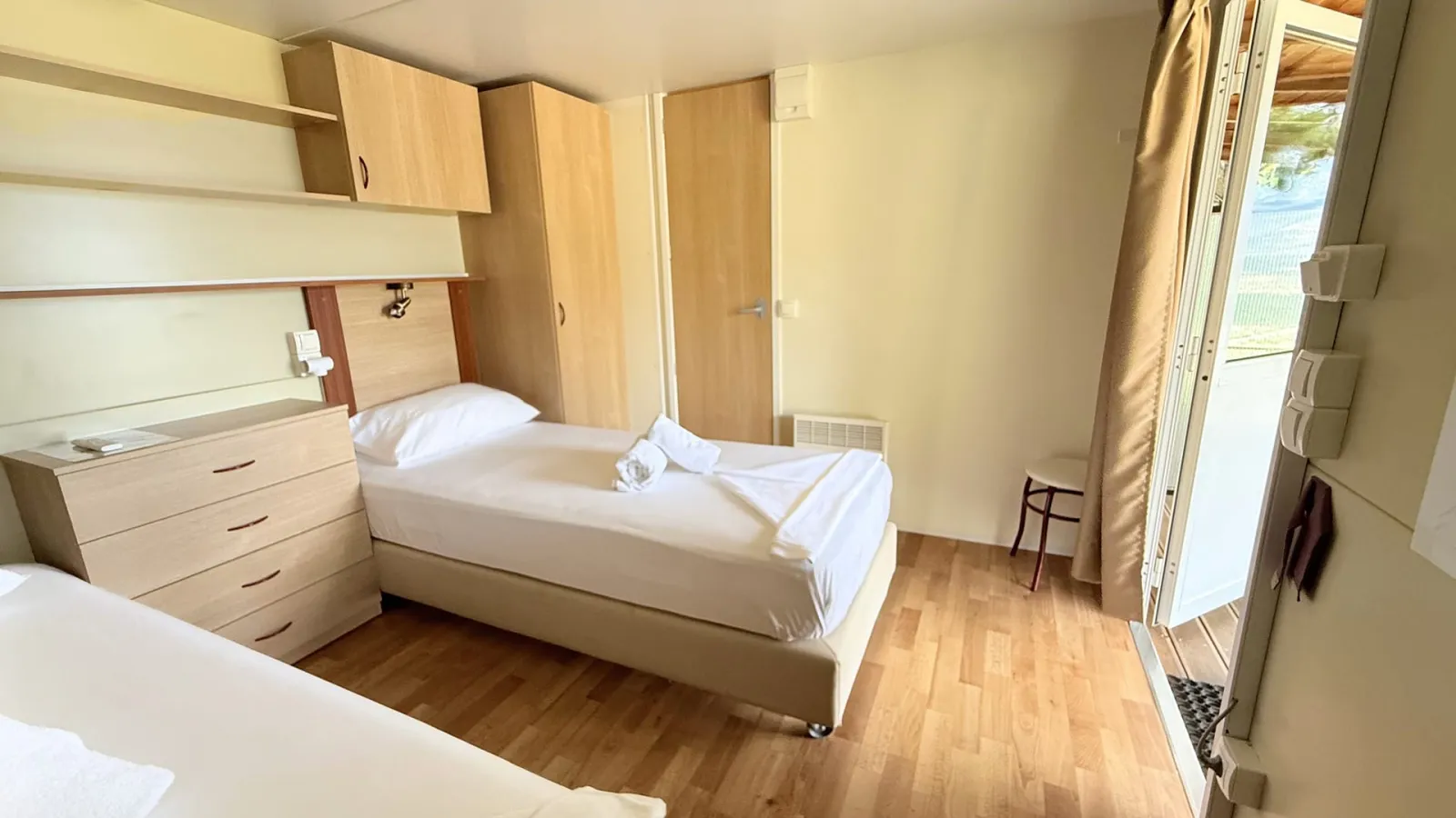 Economy Double or Twin Mobile Room