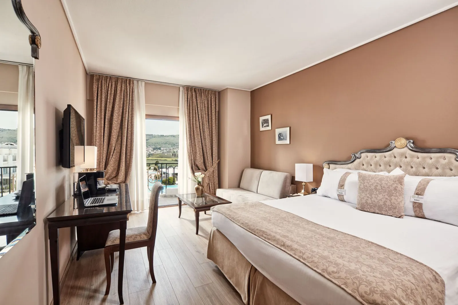 Executive Room