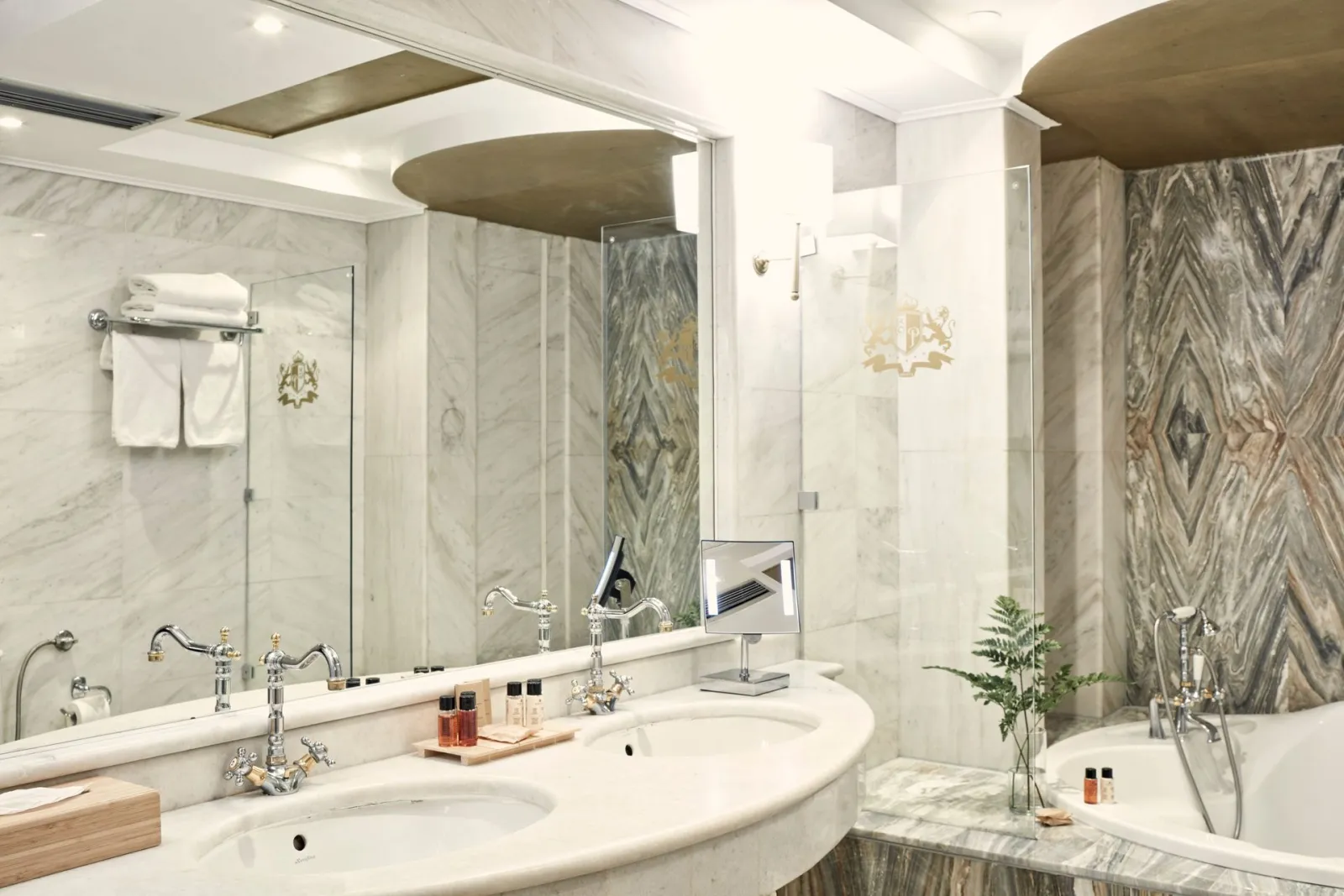 Business Suite