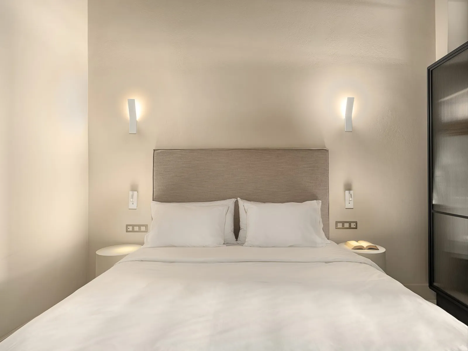 1-Bedroom Suite