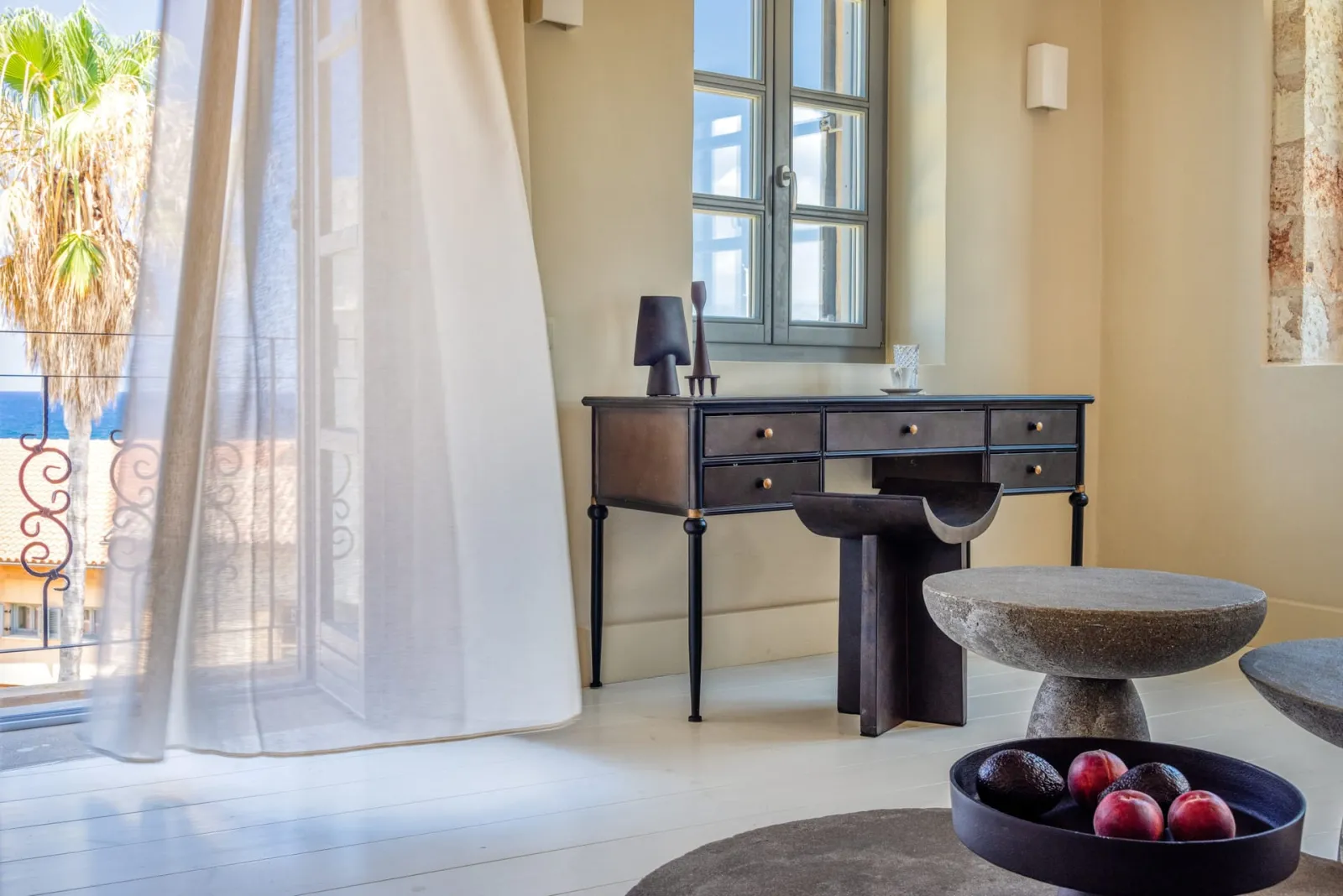 One-bedroom Suite with Old Harbor view