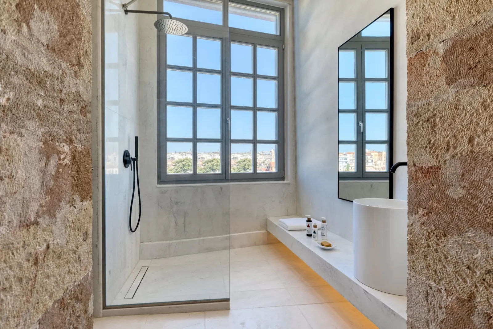 Azade Grand Suite