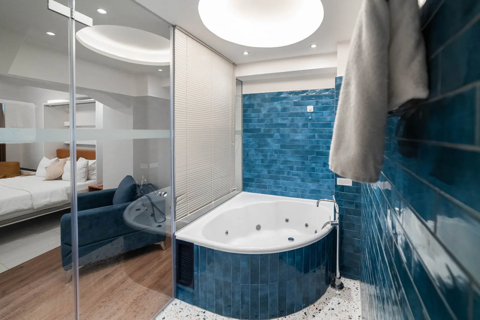 Bahar Executive Comfort Room