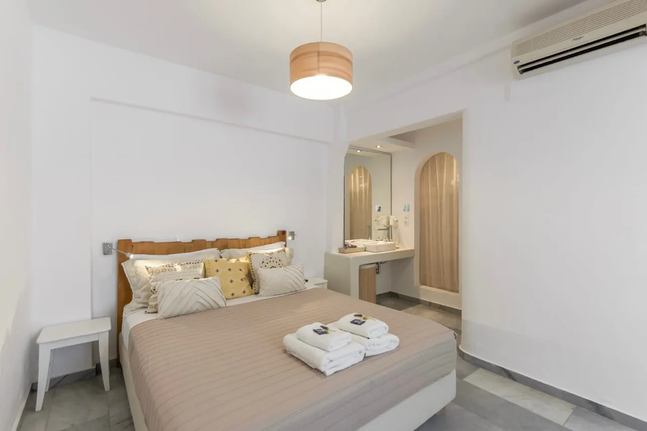 Vanilla Apartment