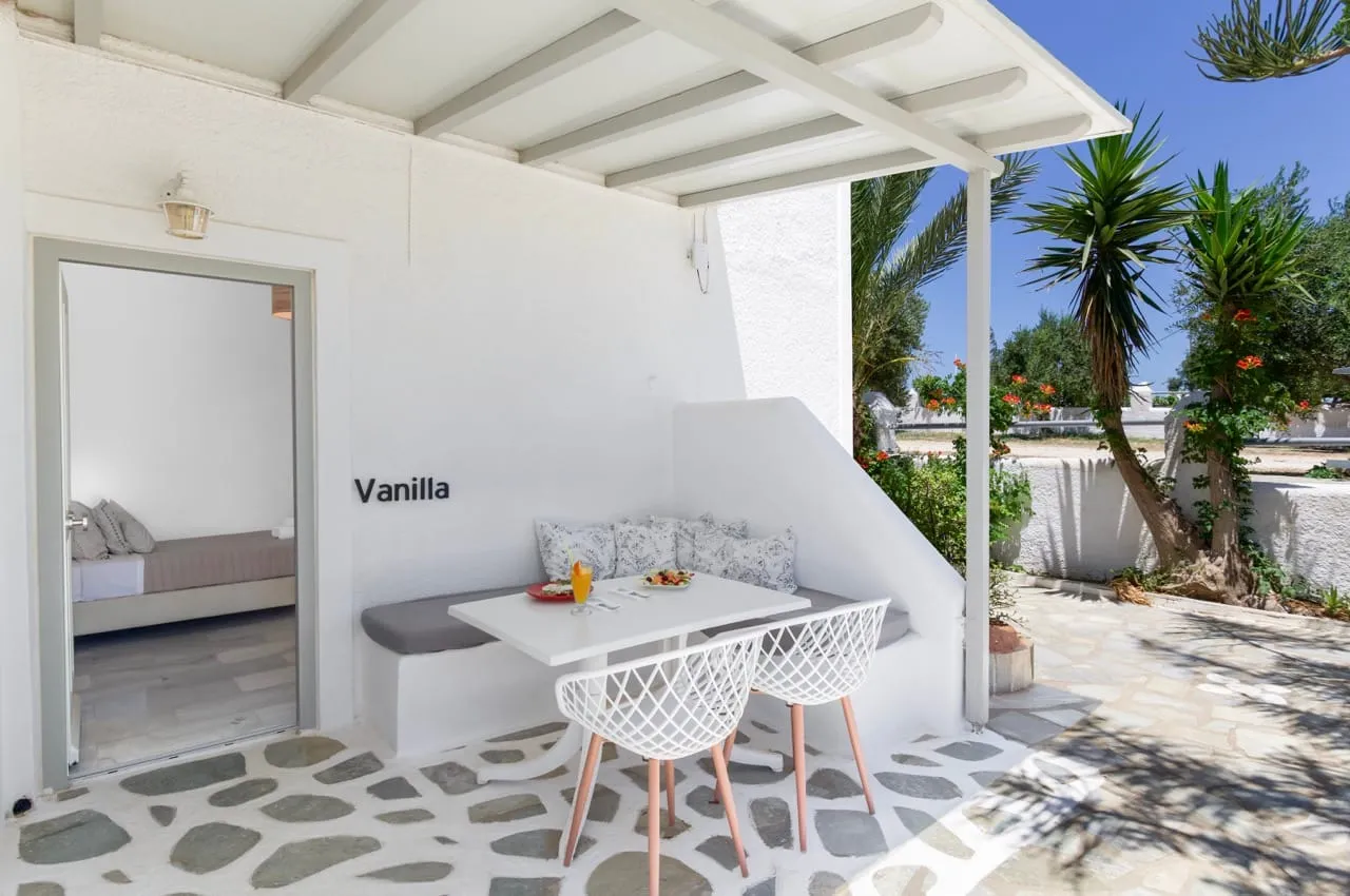 Vanilla Apartment