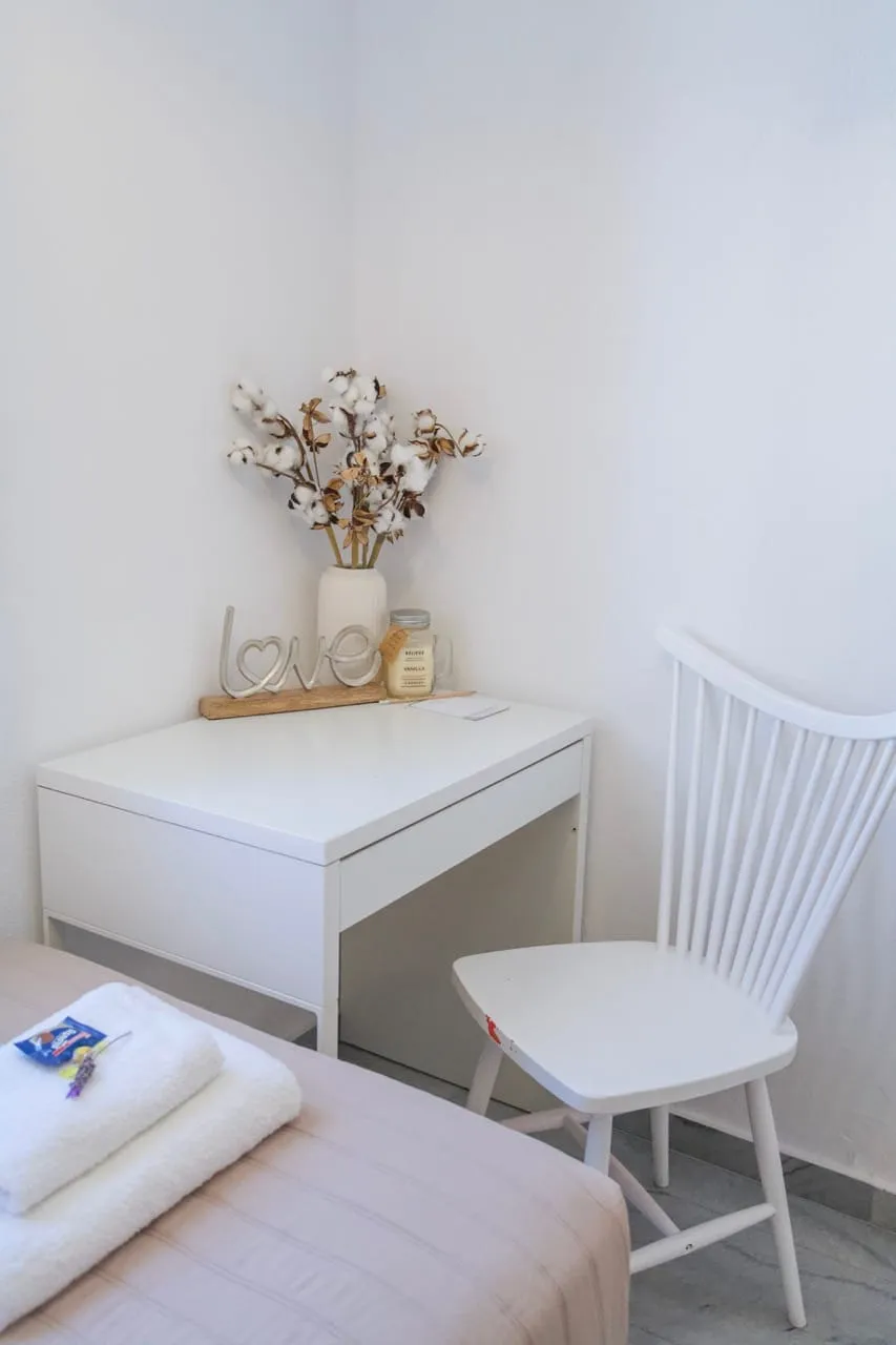 Vanilla Apartment