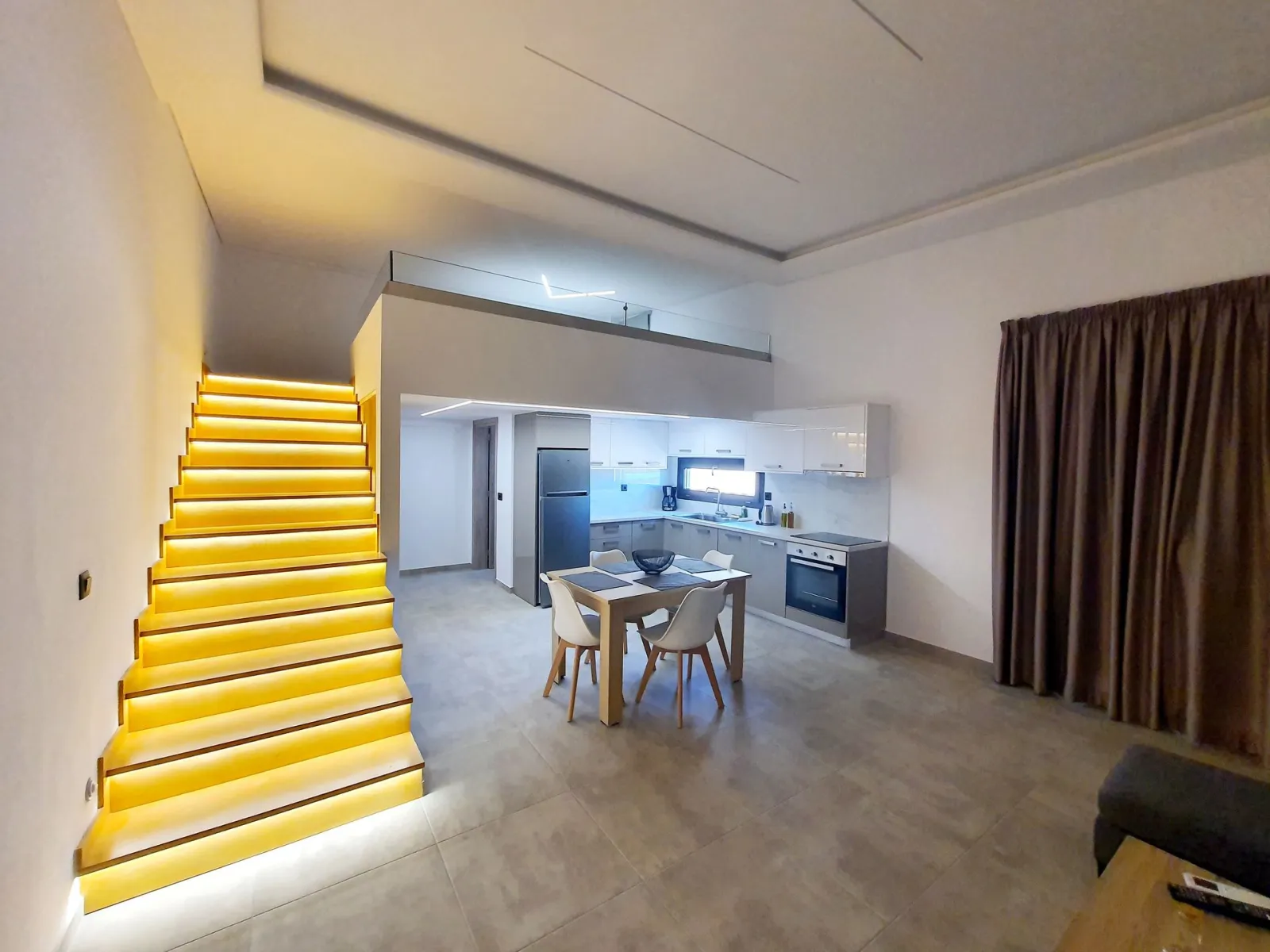 Three Bedroom Villa with Mountain View
