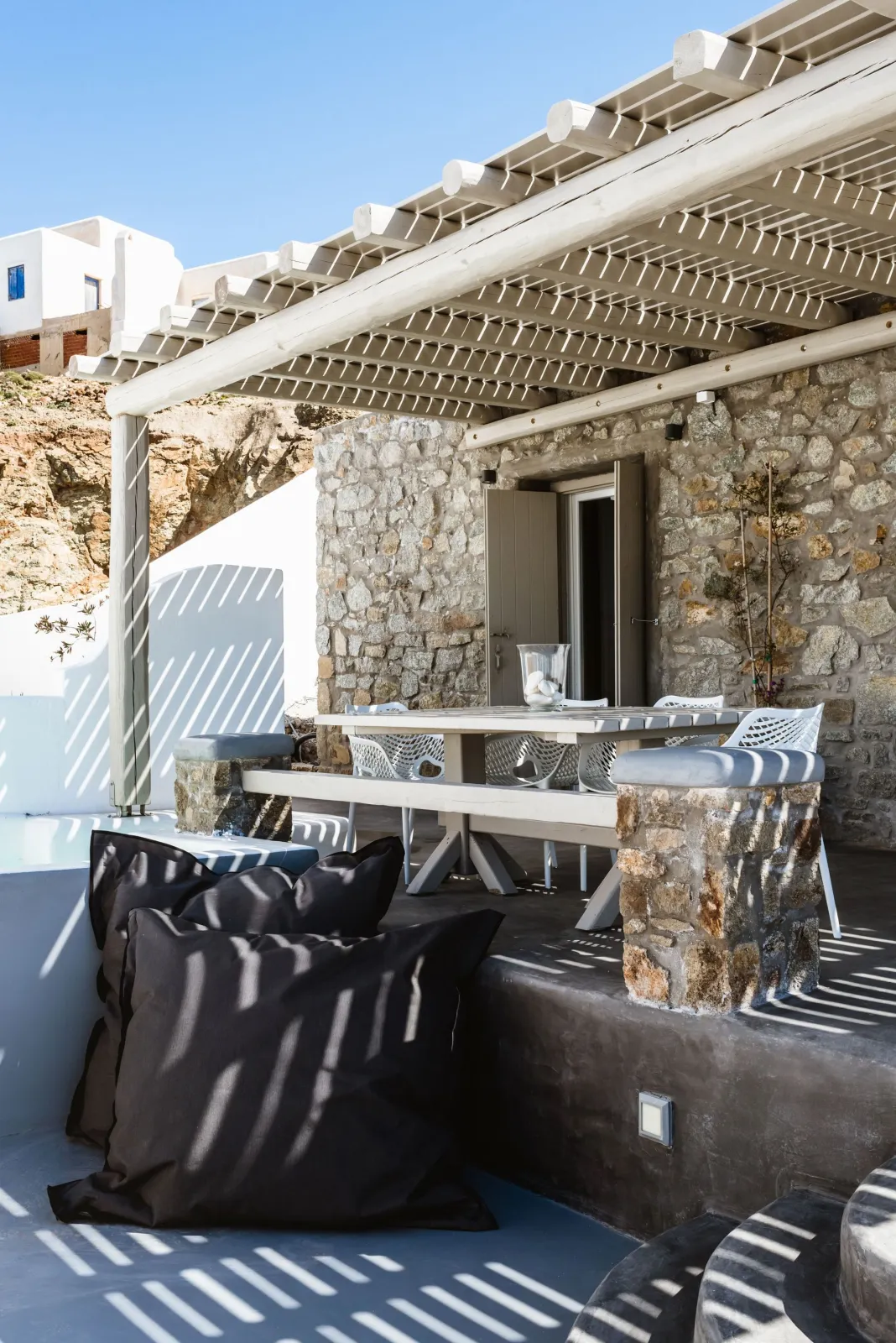 Grey Residence with mini Pool Jacuzzi