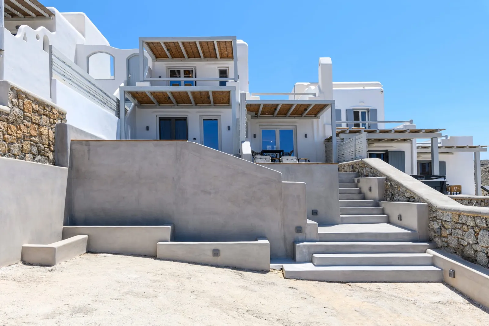 Blue Residence 1 with Jacuzzi