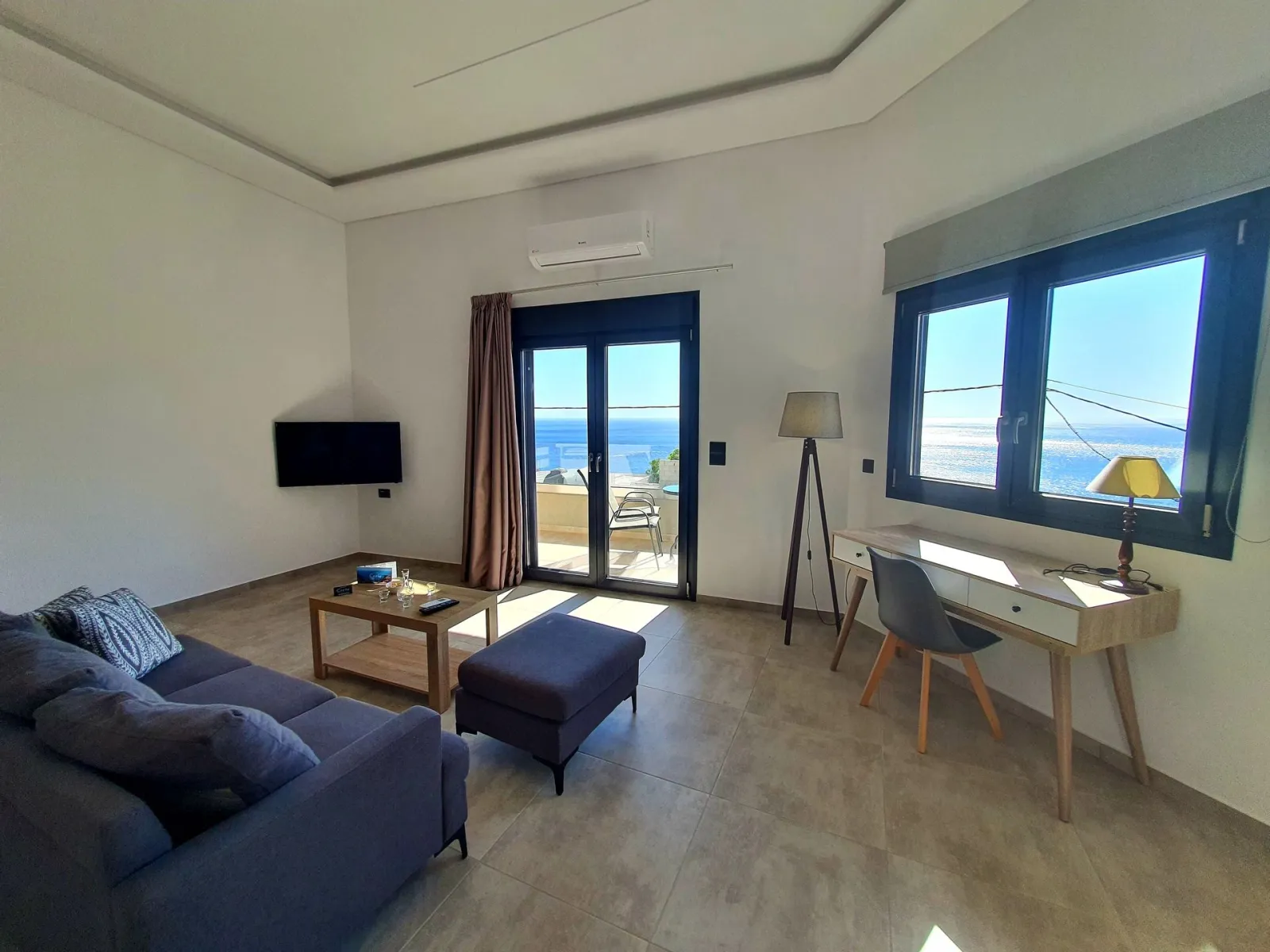 Three Bedroom Villa with Sea View