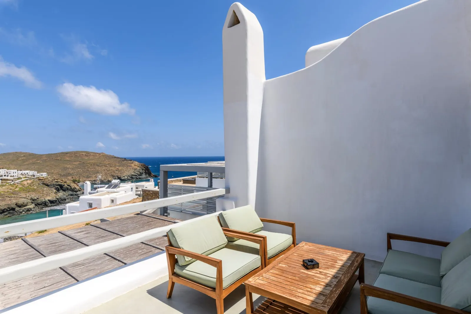 White Residence 2