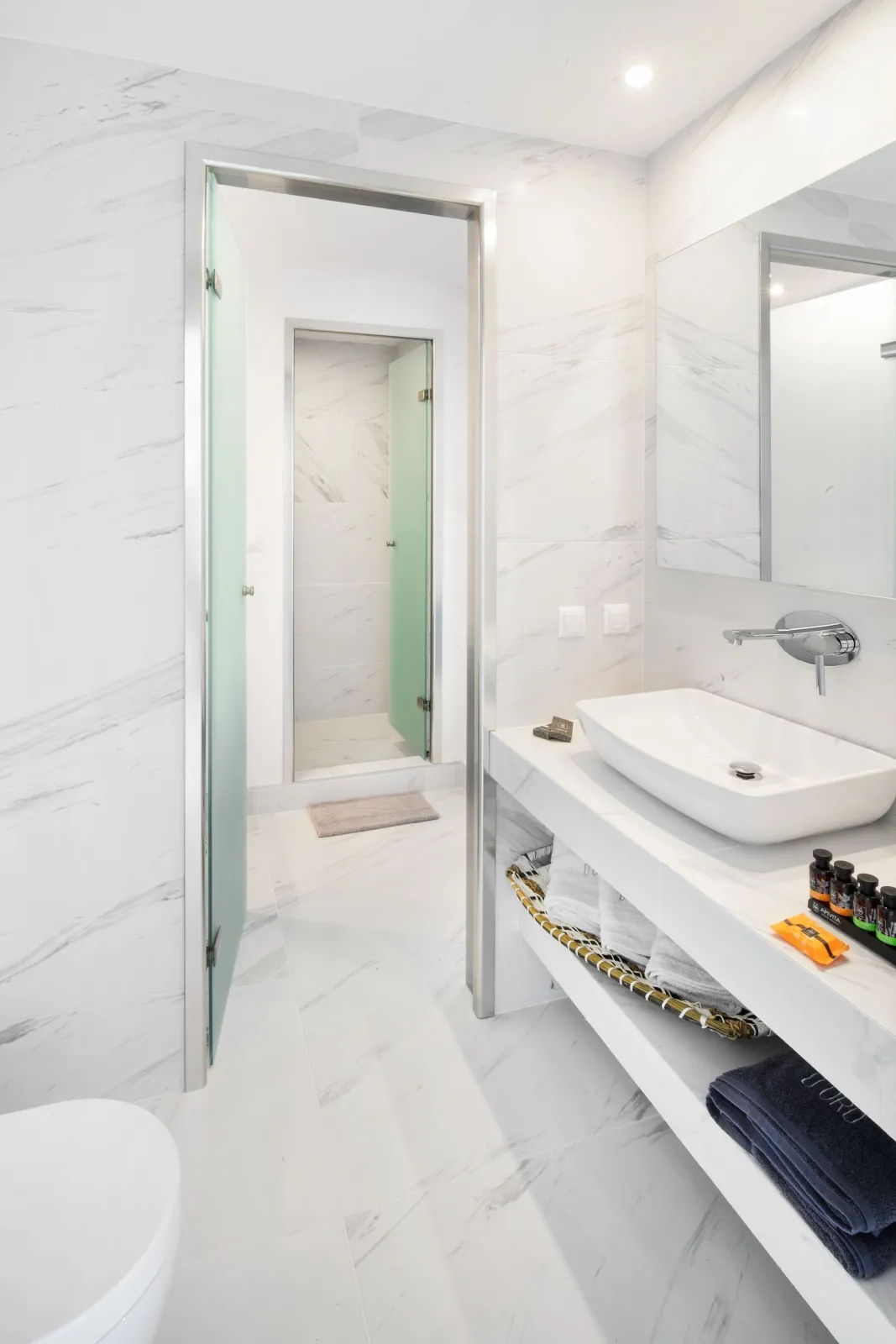 Elegant Suite Sea View