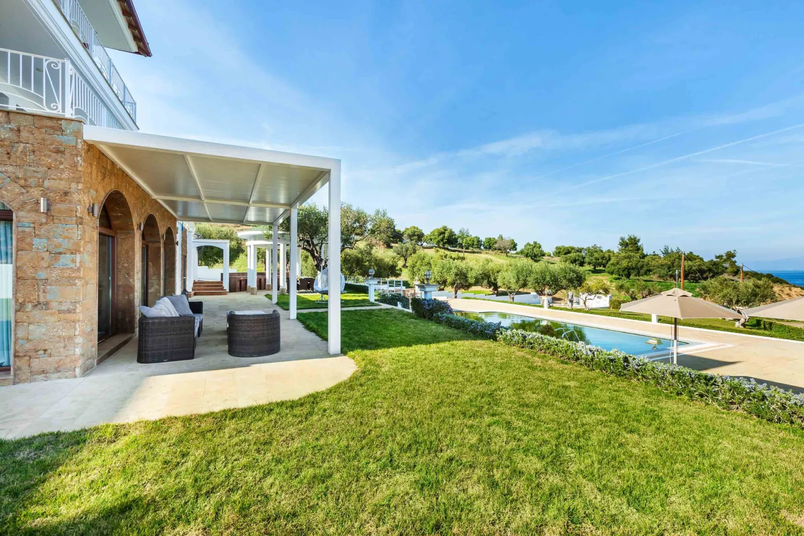 Aeolos Grand Suite | Private Pool
