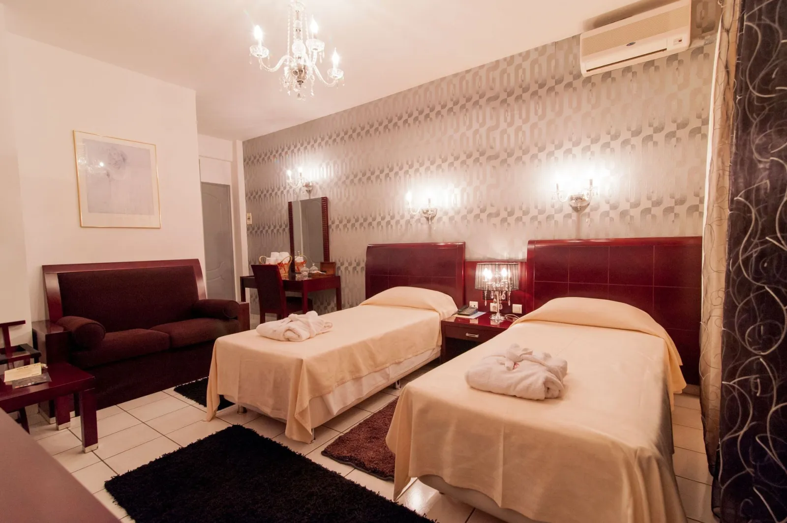 Twin / Double Room