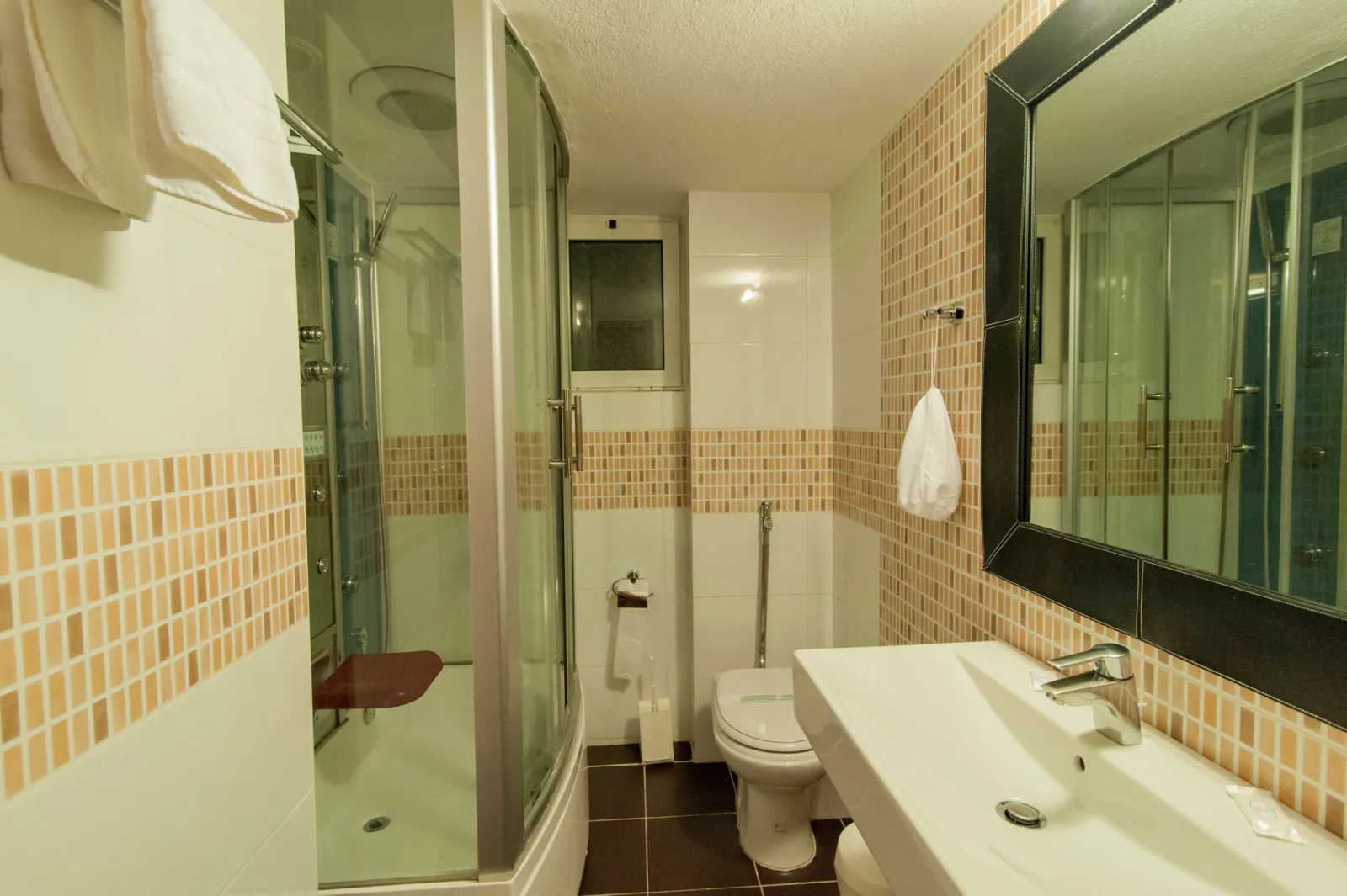 Twin / Double Room