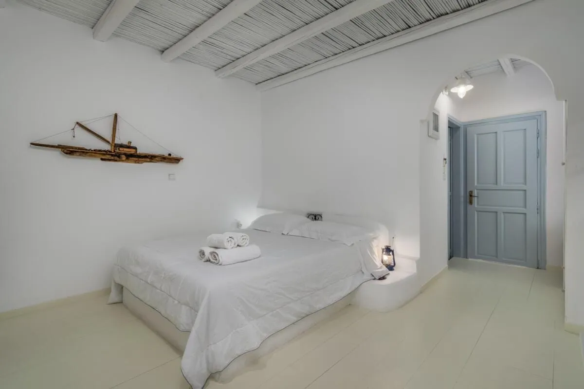 Traditional Mini Suite with Private Jacuzzi