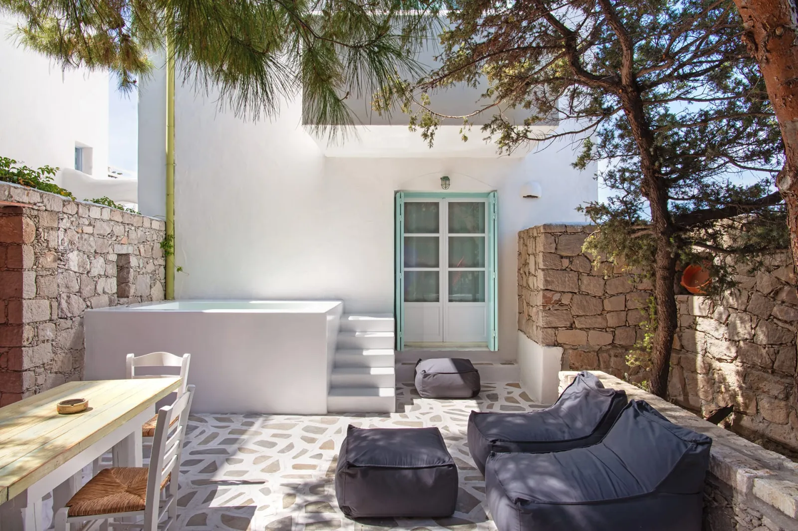 Traditional Mini Suite with Private Jacuzzi