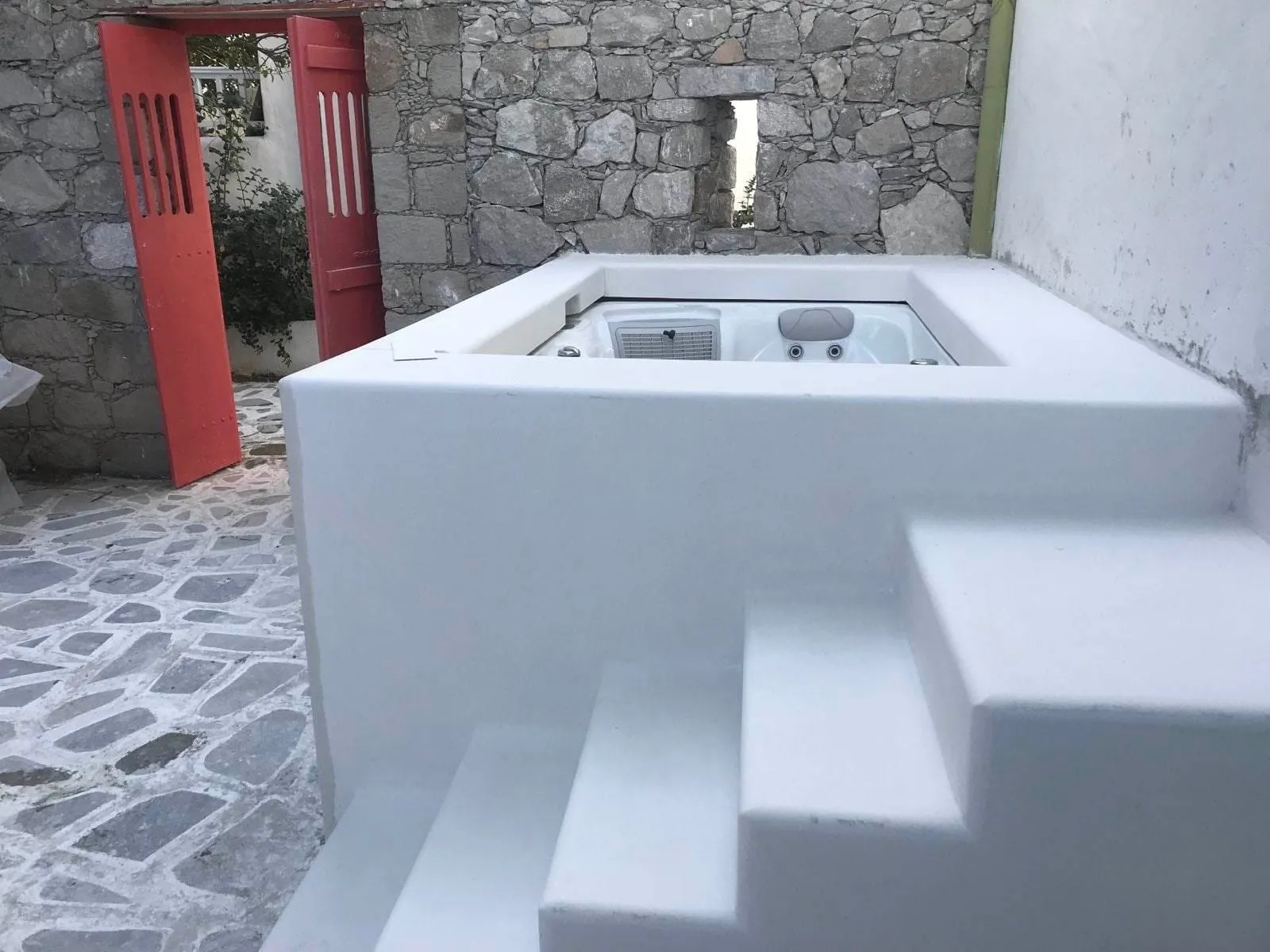 Traditional Mini Suite with Private Jacuzzi