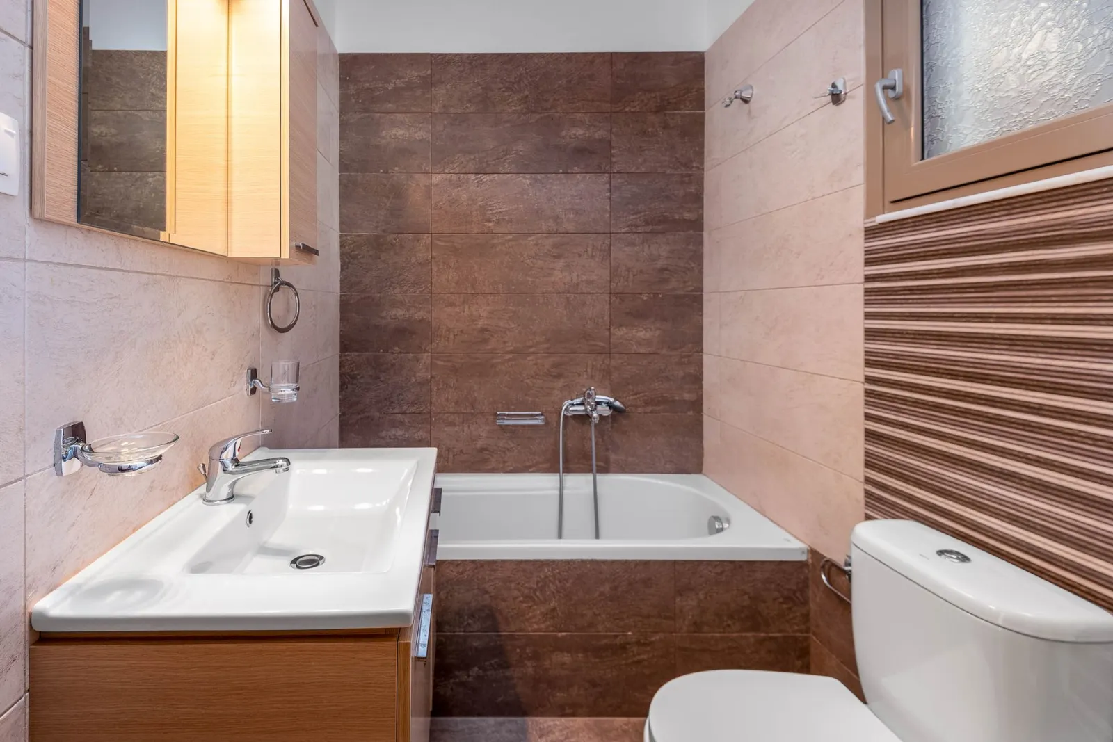 Two-Bedroom Deluxe Suite with Private Pool and Sea View