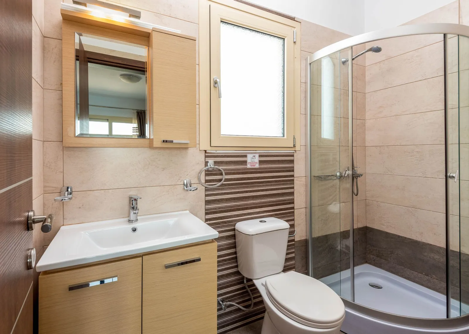 Maisonette with Private Pool and Mountain View