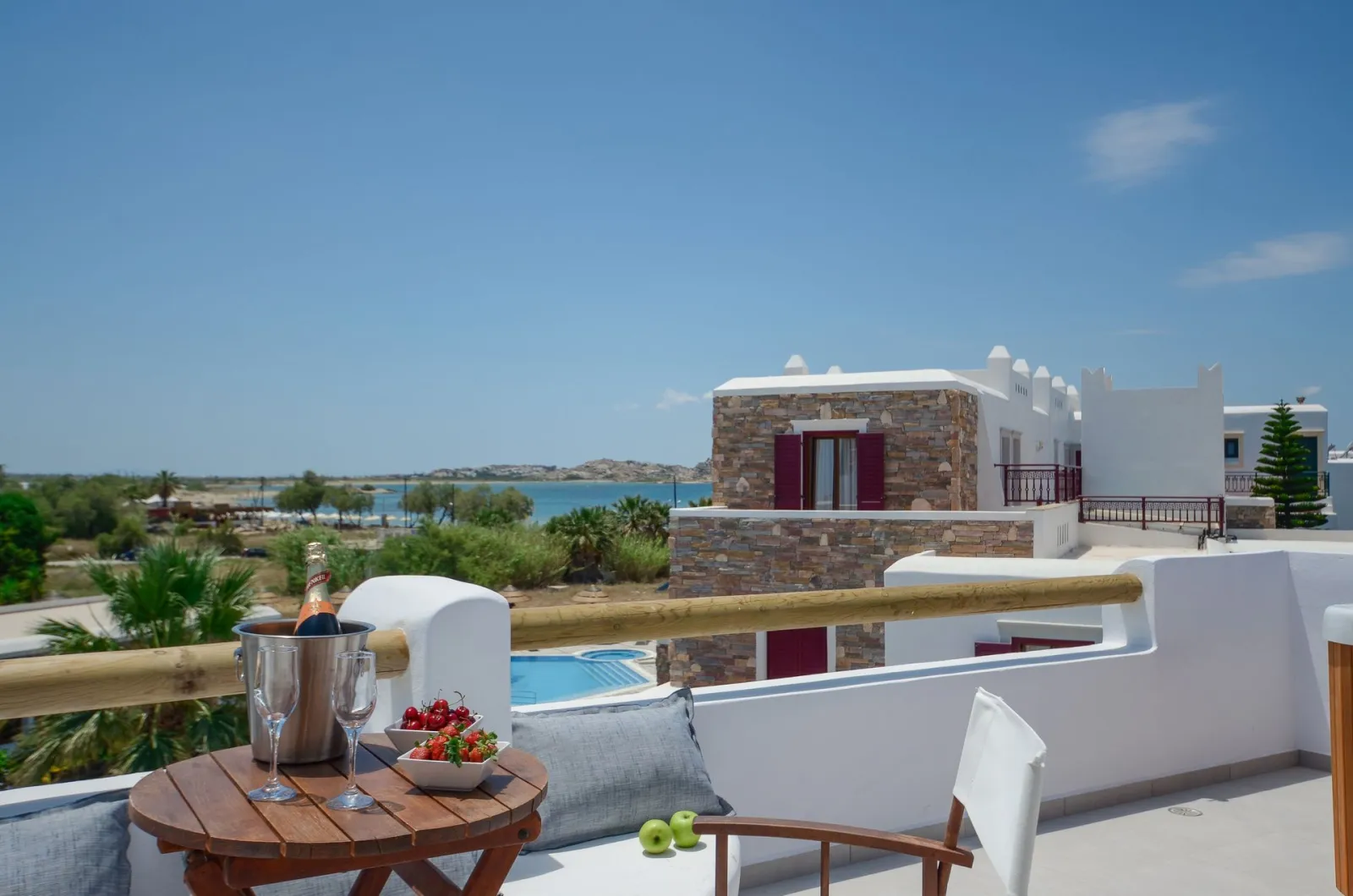 King suite sea view with outdoor hottub