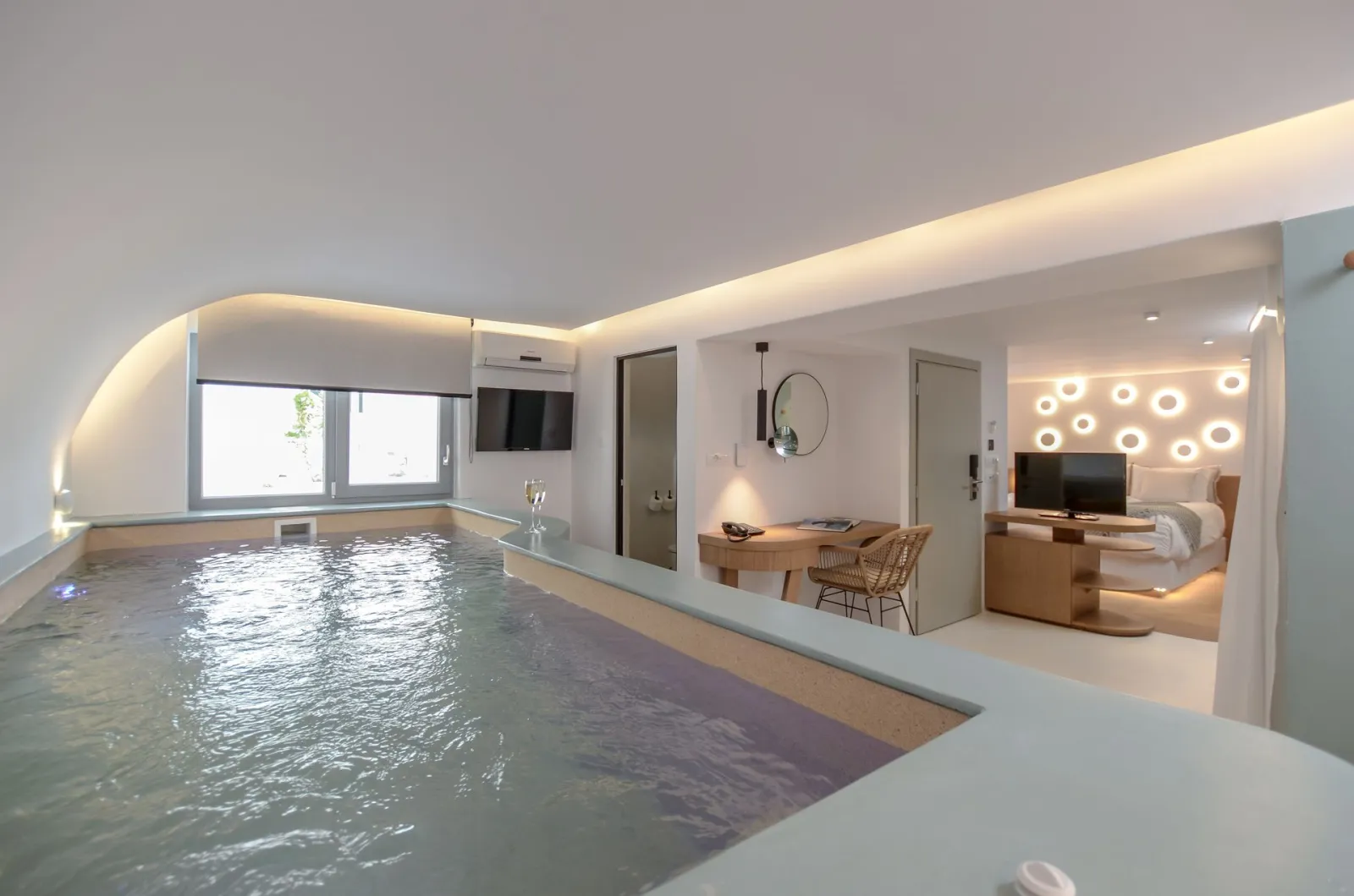 atalanta semibasement suite with steam bath and indoor heated plunge pool