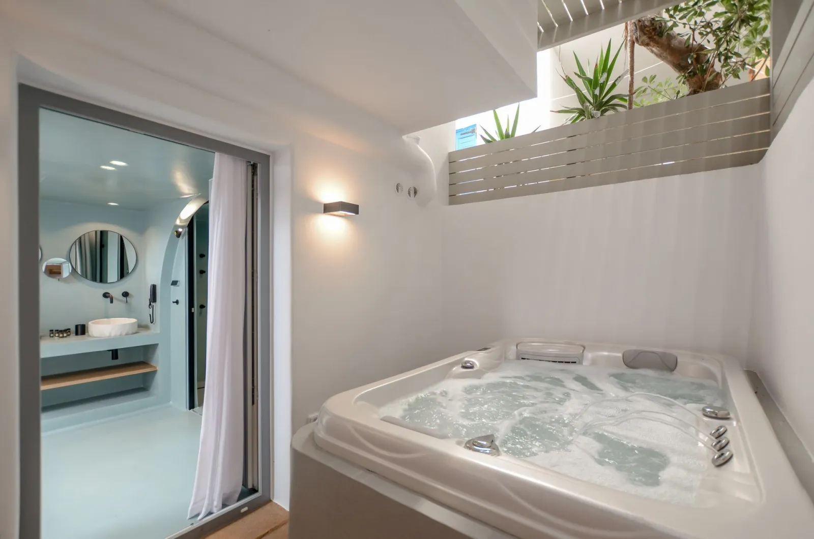 orpheus semibasement suite with steam bath and outdoor hottub