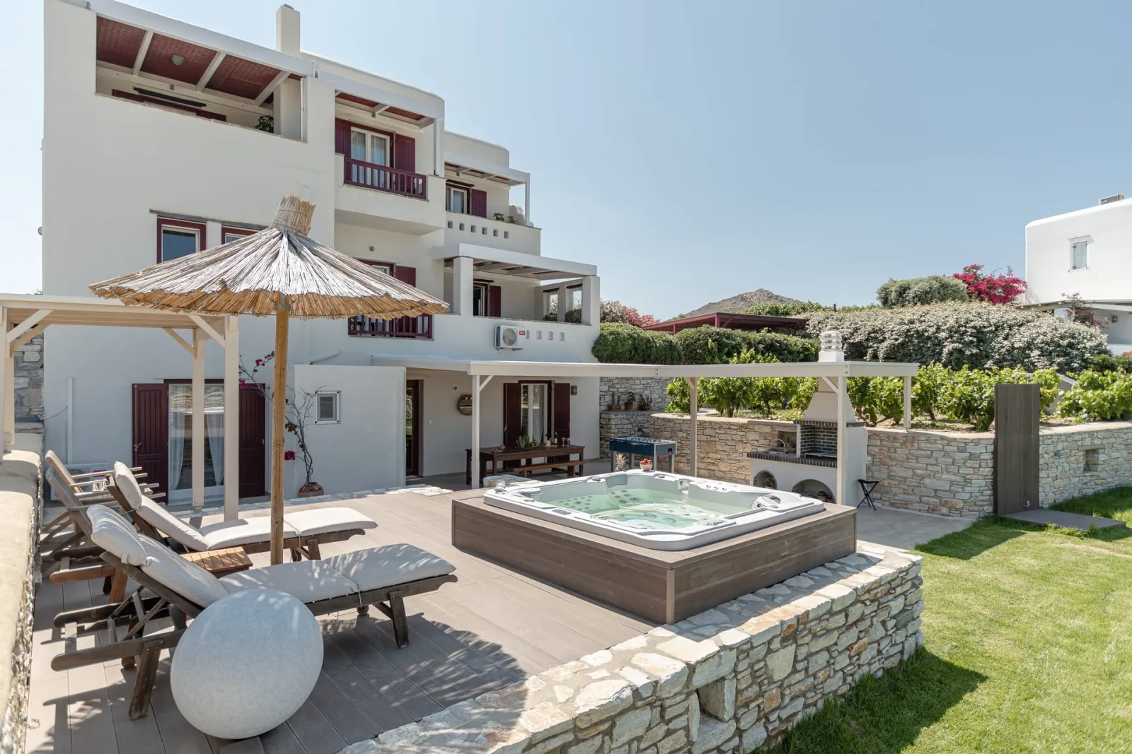 Villa II