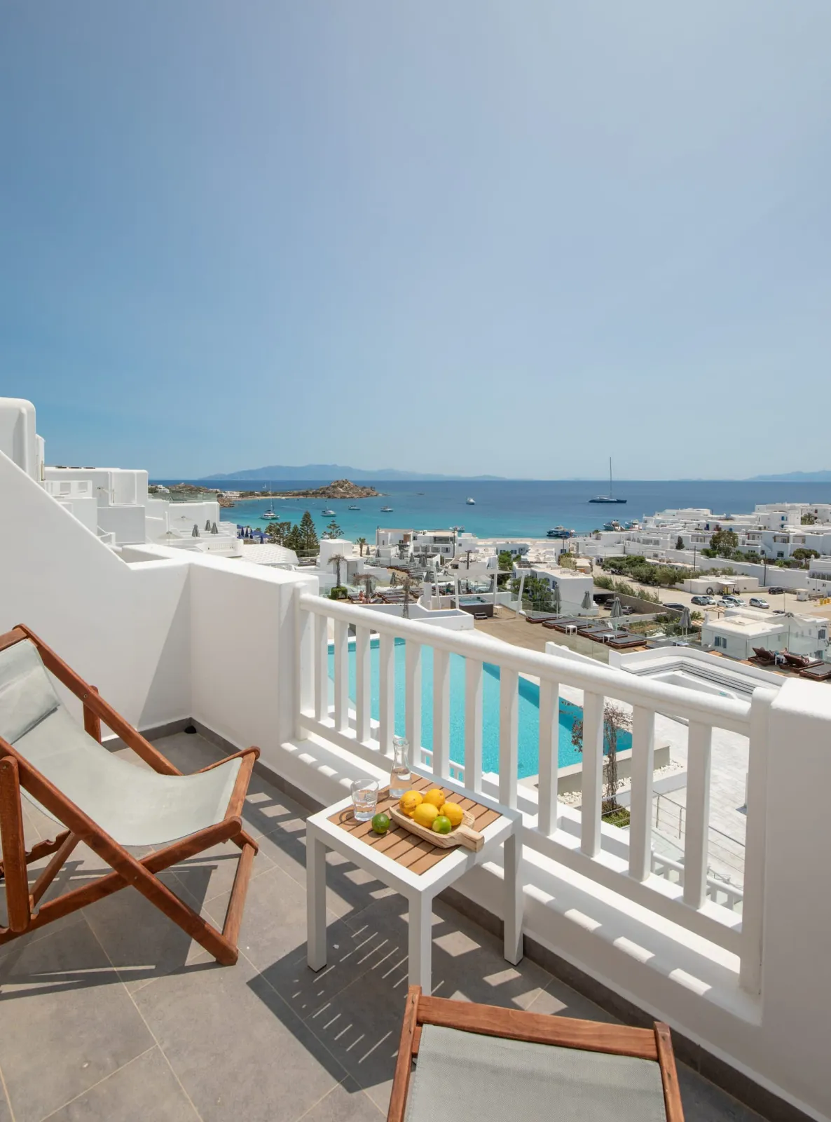 Deluxe Two Bedroom Family Room Sea View